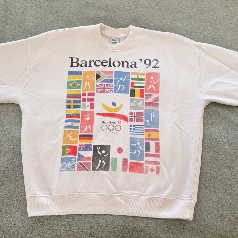 Abercrombie & Fitch Olympics Graphic Crew Sweatshirt. Size Small.